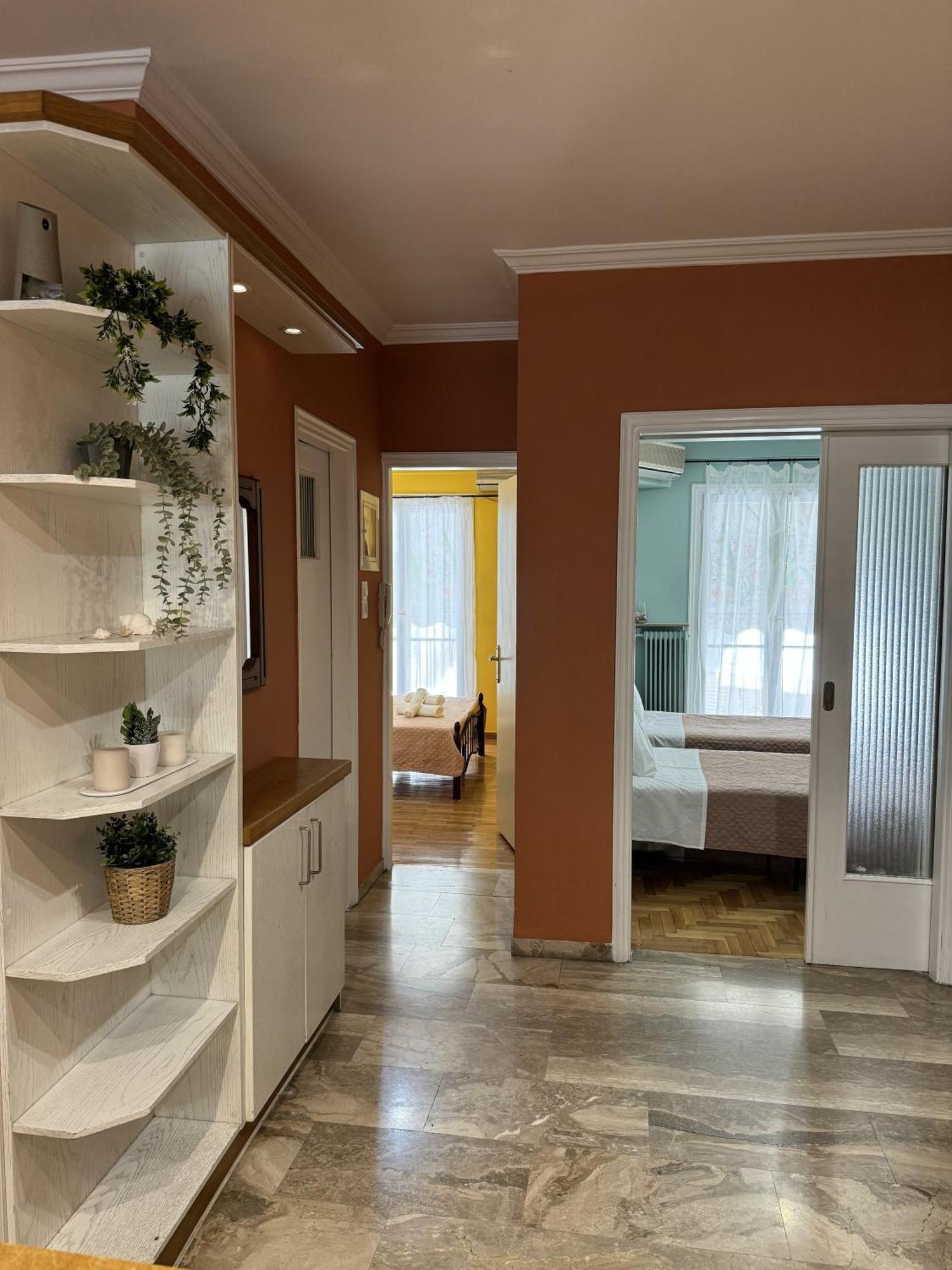 אתונה Cozy Apt Next To Acropolis מראה חיצוני תמונה