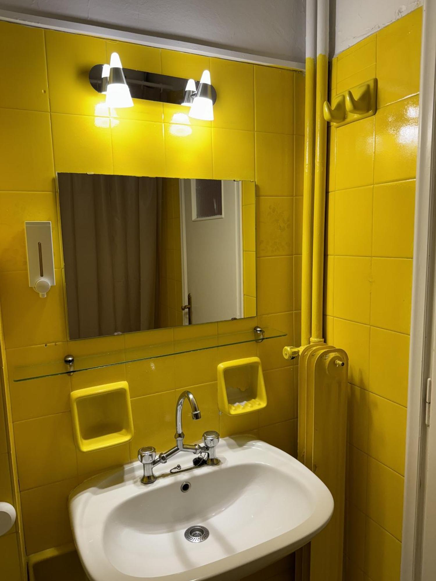 אתונה Cozy Apt Next To Acropolis מראה חיצוני תמונה